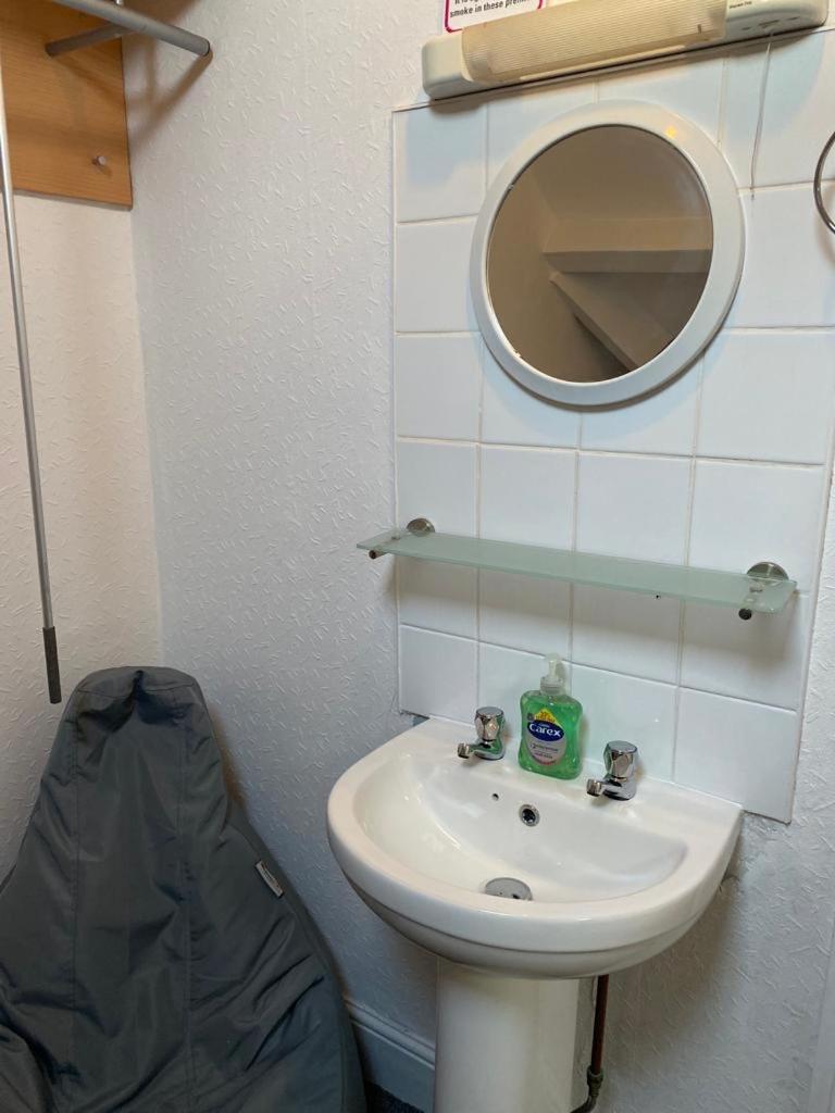 Villa Guest House Porthcawl Room photo